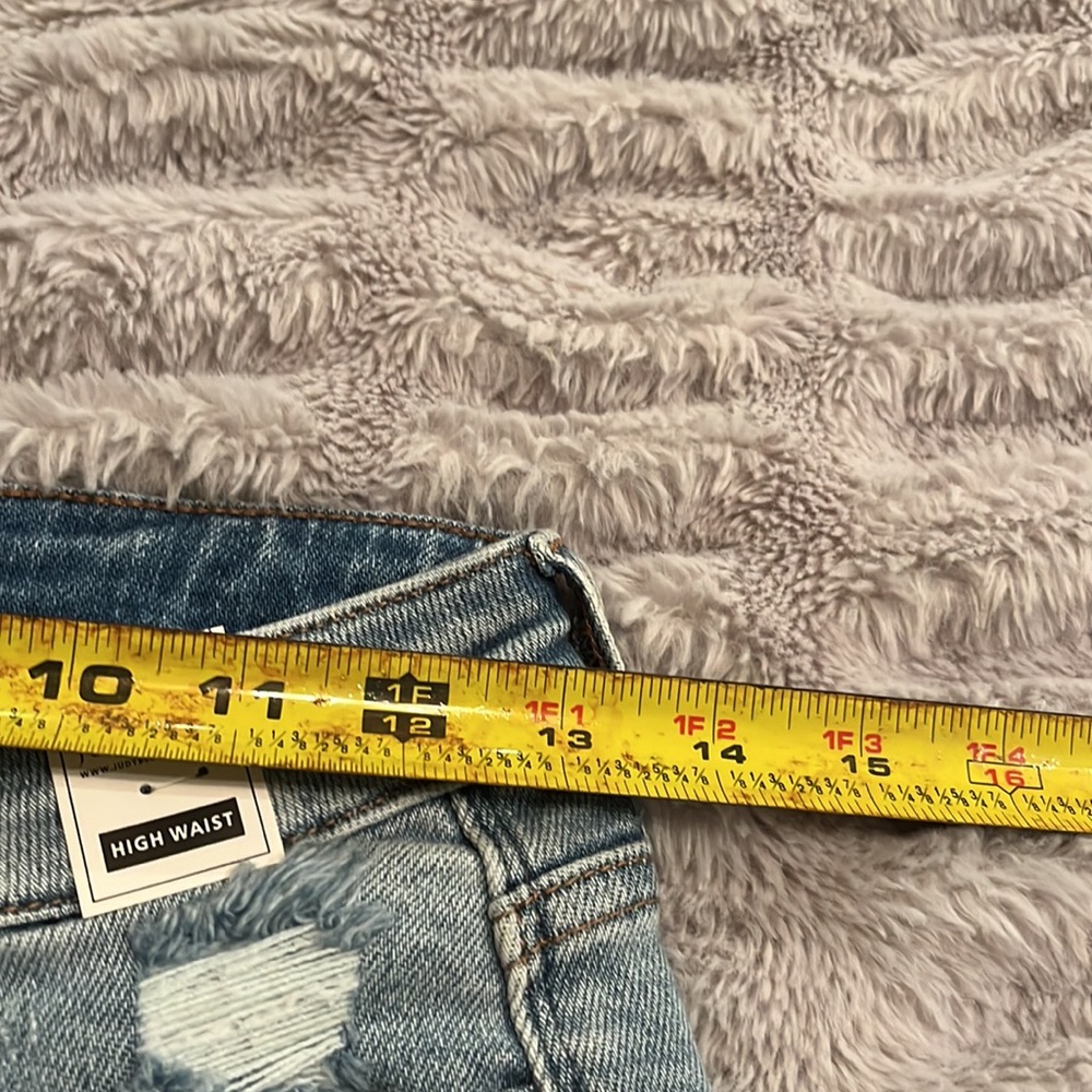 NWT Judy Blue High Waisted Rise Light Wash Bermuda Long Jeans Shorts New Small - Picture 12 of 13